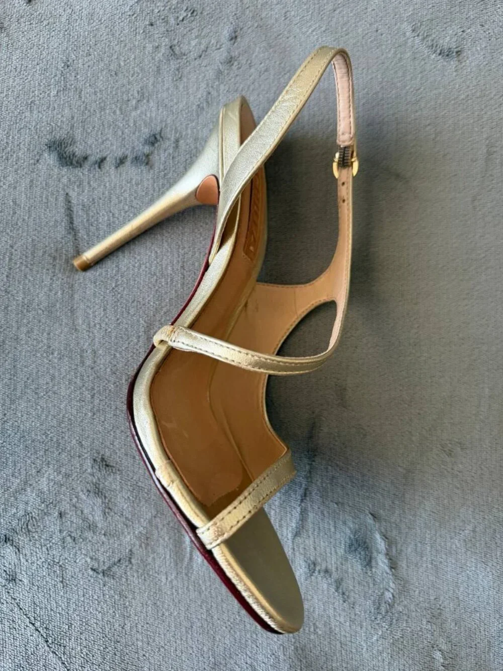 Schutz Women's Gold Sling Metallic 4" Heel Sandal/Shoes size 7B - Picture 9 of 12
